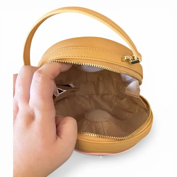 ✨NWOT - Kate Spade Novelty Coffee Break 3D Donut Crossbody Bag✨ - Picture 9 of 10